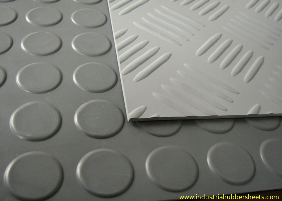 Red Industrial Rubber Sheet Top Round Button , Bottom Impression Fabric Non Slip